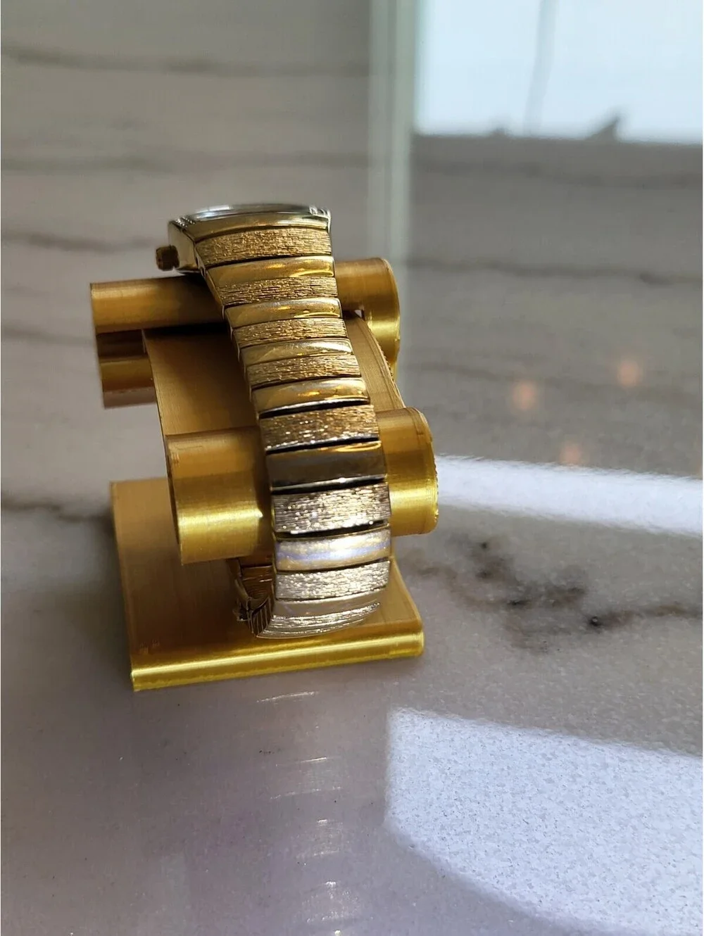 Elgin Womens GoldTone Dress Watch Crystal Bracelet Quartz Analog EG354 Works EUC